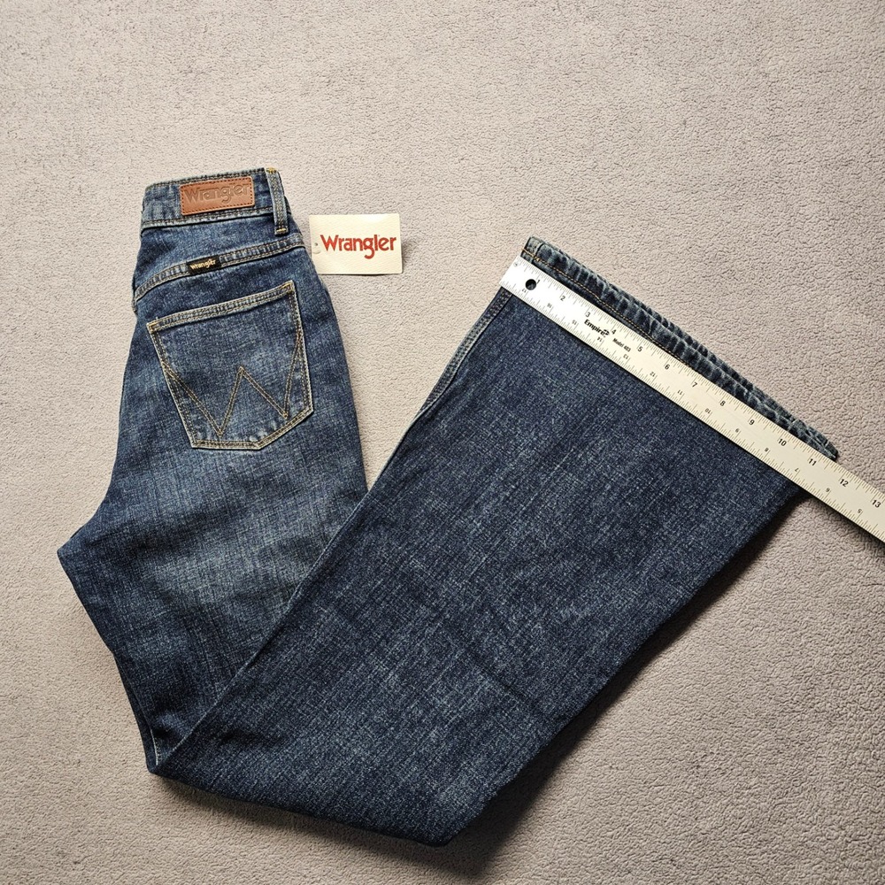 NWT Wrangler High Rise Fierce Flare Jeans Medium Wash Blue Boho Retro Size 0x30 - Picture 10 of 12